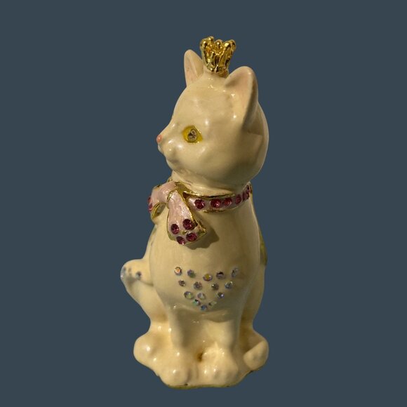 Queen Princess Cat Enamel Trinket Box With Crown And Rhinestone Details - Picture 3 of 6